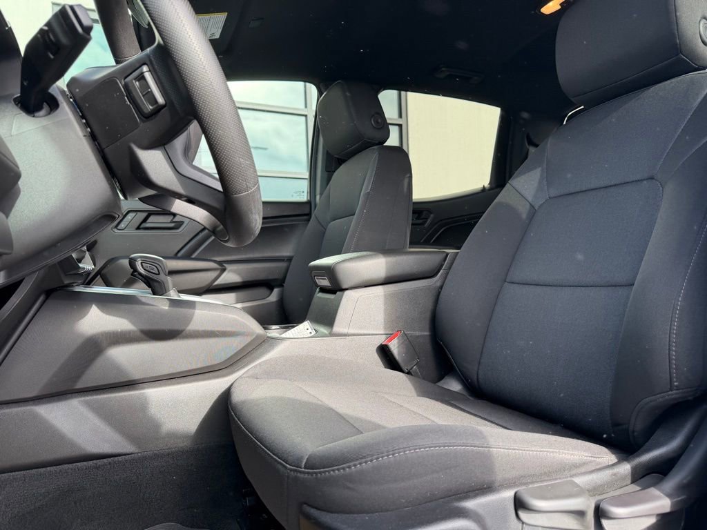 Used 2023 Chevrolet Colorado Trail Boss w/ Advanced Trailering Package image 10