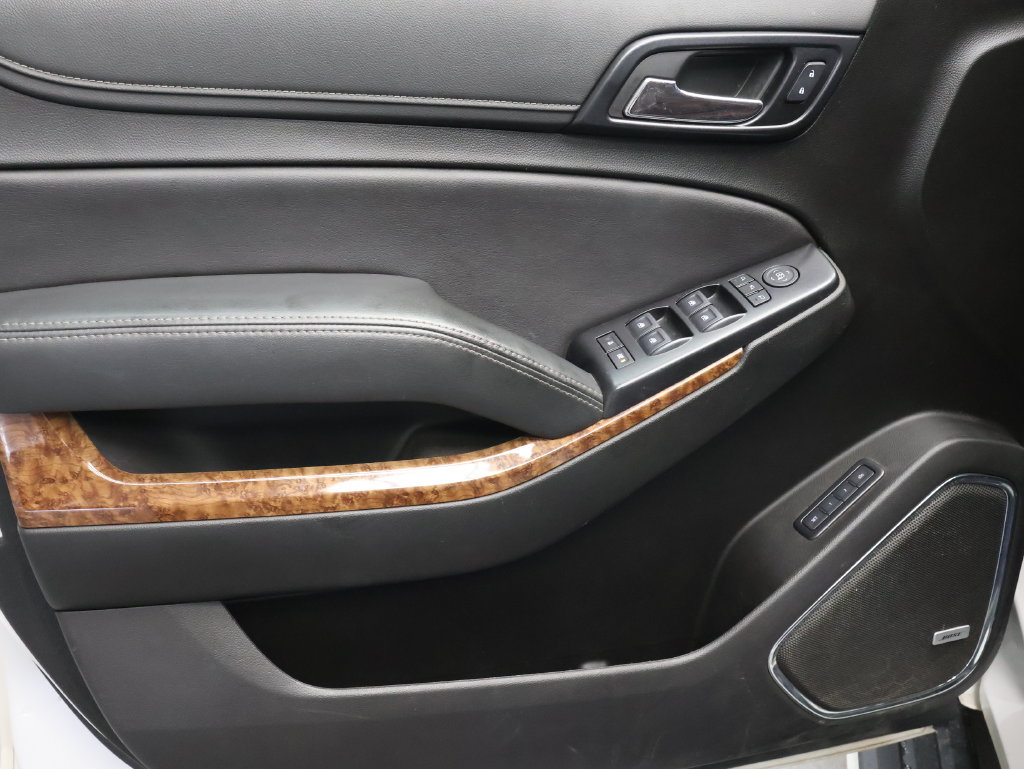Used 2019 Chevrolet Tahoe Premier w/ Premier Plus Edition AWD/4WD image 18