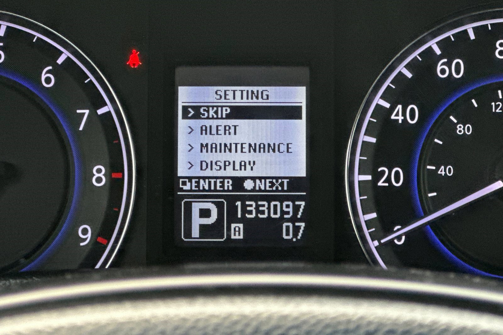 Used 2012 INFINITI G37 Journey w/ Premium Pkg image 21