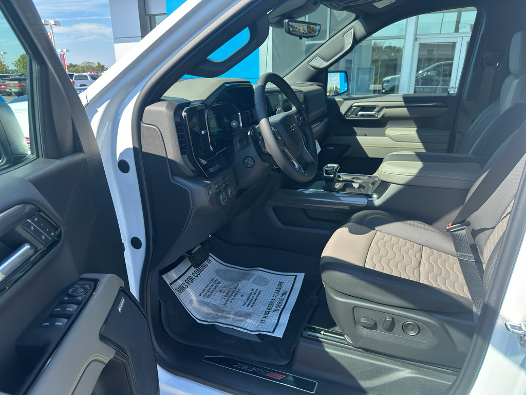 New 2026 Chevrolet Silverado 1500 ZR2 image 12