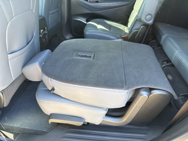 Used 2024 Buick Enclave Essence w/ Sport Touring Edition image 38