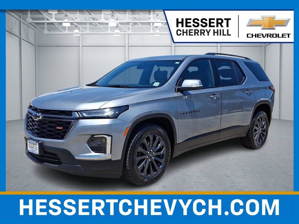 Certified 2023 Chevrolet Traverse RS AWD/4WD image 1