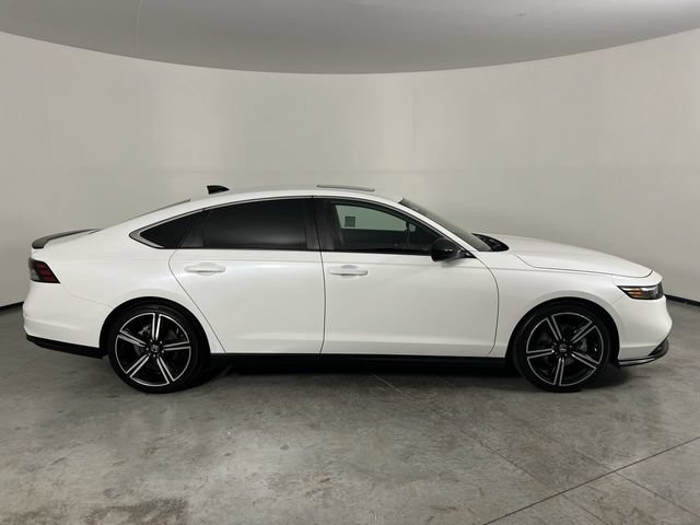 Used 2024 Honda Accord Sport image 9