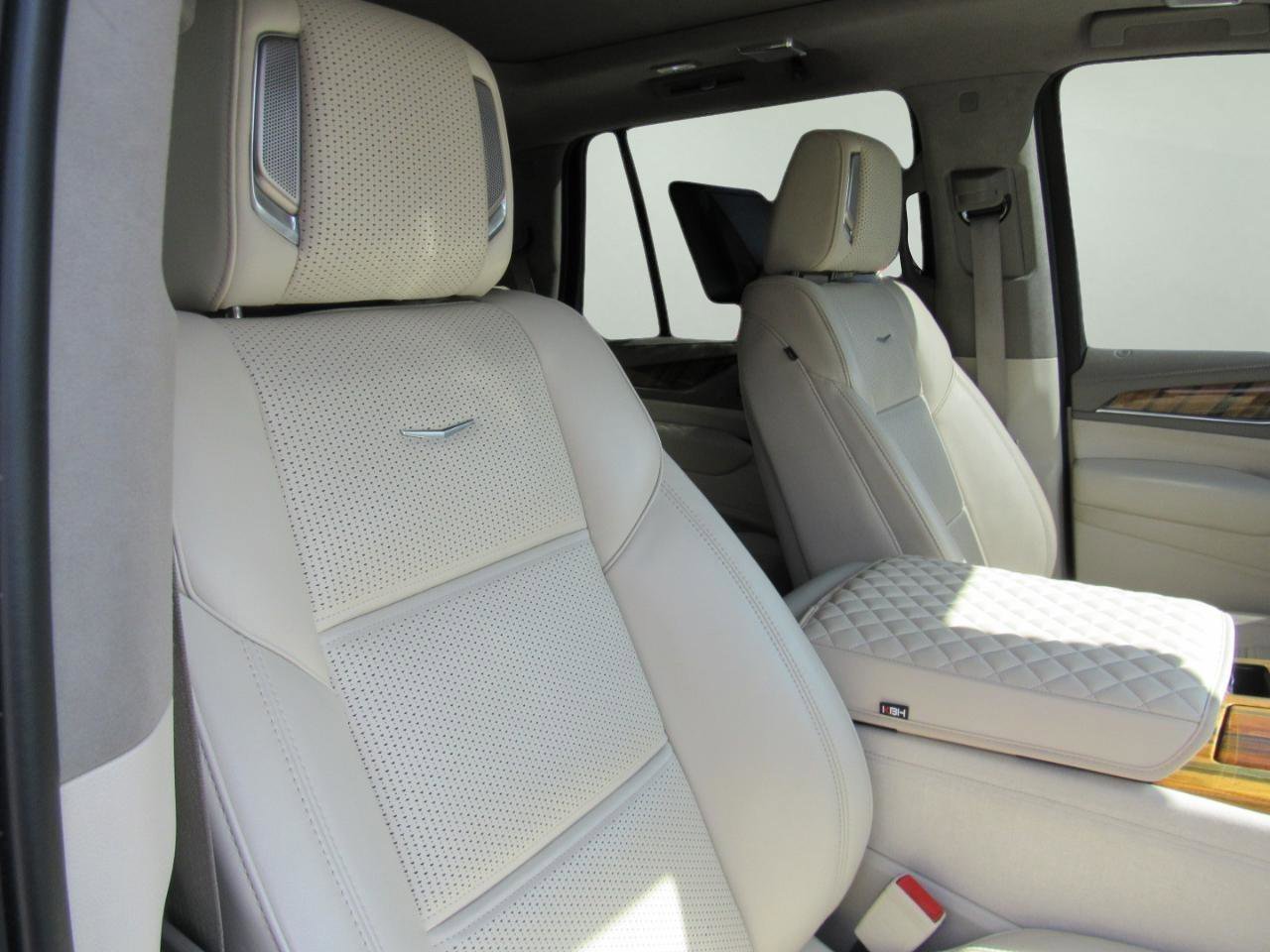 Used 2021 Cadillac Escalade Premium Luxury Platinum image 34