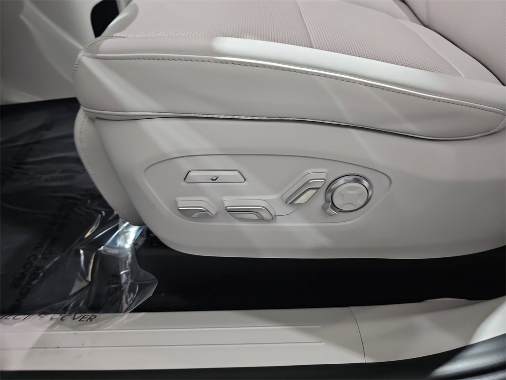 New 2026 Hyundai Ioniq 9 Calligraphy image 30