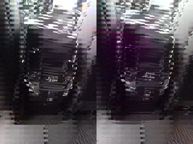 Used 2023 RAM 1500 Laramie image 17