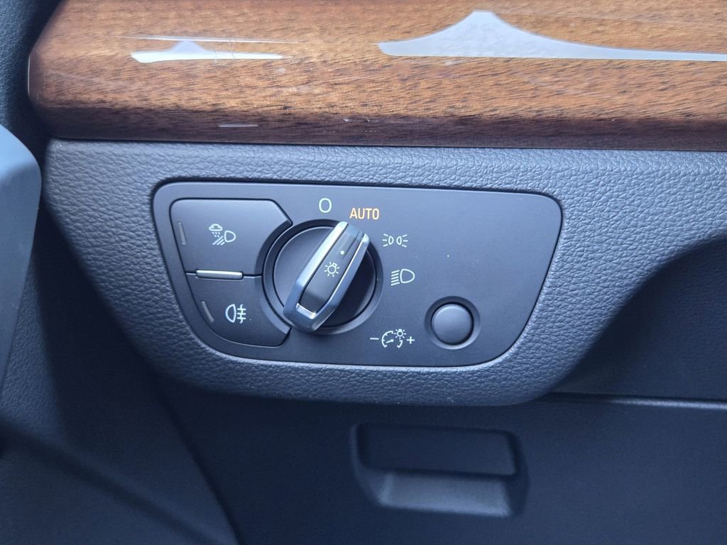 Certified 2023 Audi Q5 2.0T Premium w/ Convenience Package image 26