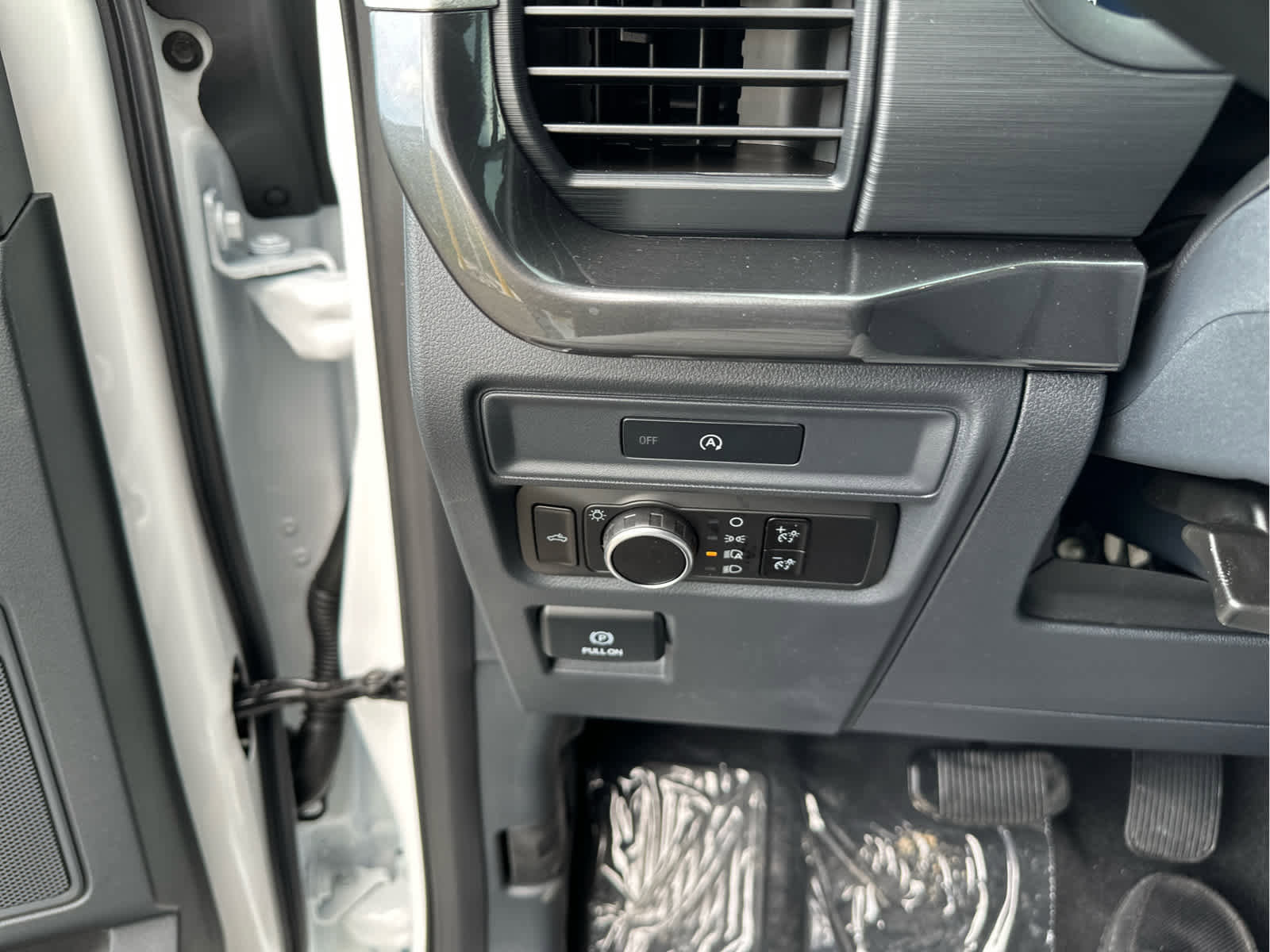 Used 2025 Ford F150 STX image 18