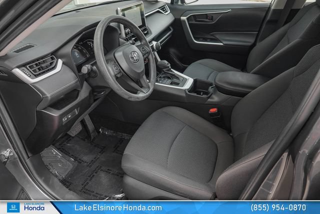 Used 2023 Toyota RAV4 LE AWD/4WD image 15