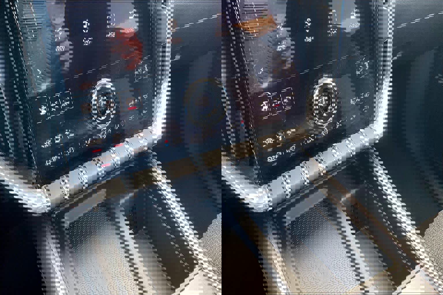 Certified 2025 GMC Acadia Elevation image 31