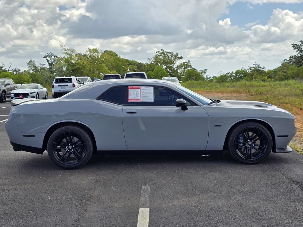Used 2021 Dodge Challenger R/T Scat Pack RWD image 9