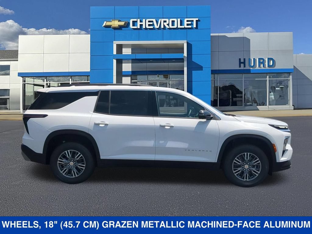 New 2026 Chevrolet Traverse LT w/ Driver Confidence Package AWD/4WD image 3