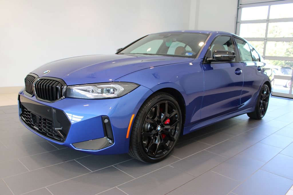 New 2026 BMW 330i xDrive Sedan w/ M Sport Package AWD/4WD image 11