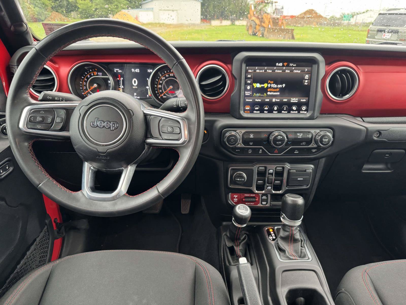 Used 2023 Jeep Gladiator Rubicon w/ Trailer Tow Package AWD/4WD image 2