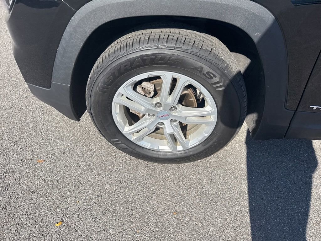 Used 2022 GMC Terrain SLE image 10