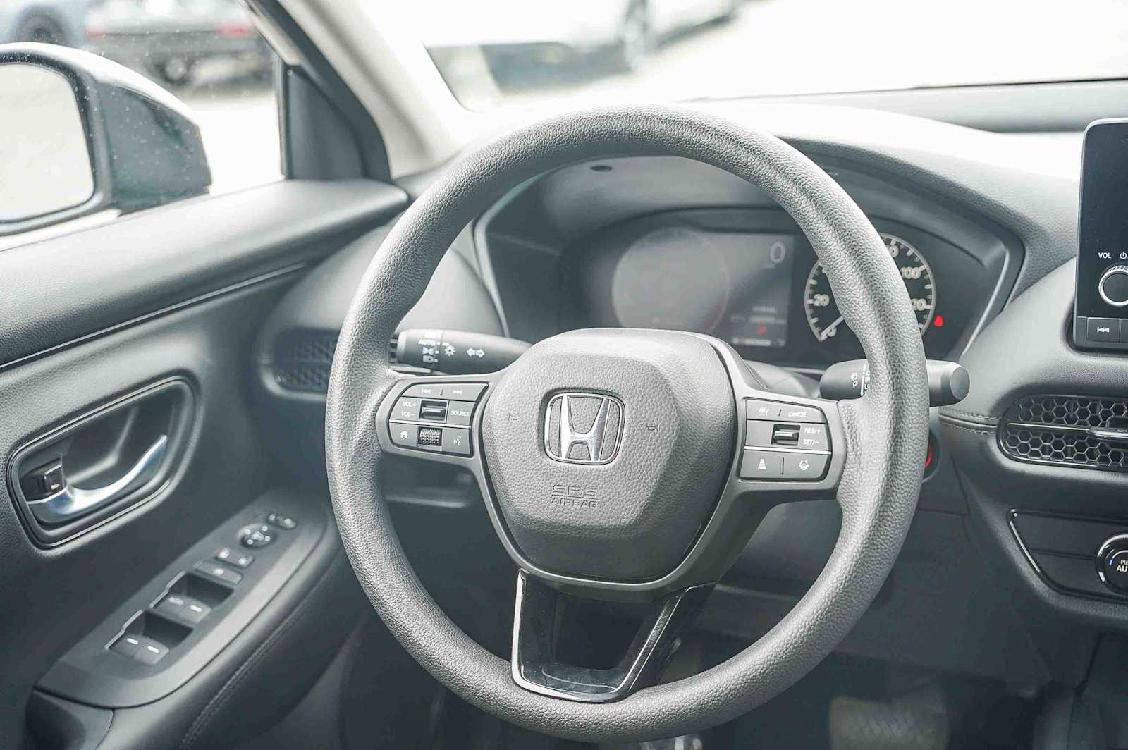 Certified 2025 Honda HR-V LX image 15