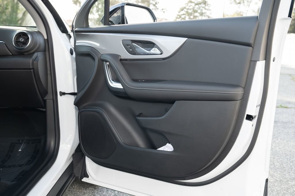 New 2026 Chevrolet Blazer LT w/ Convenience Package image 37