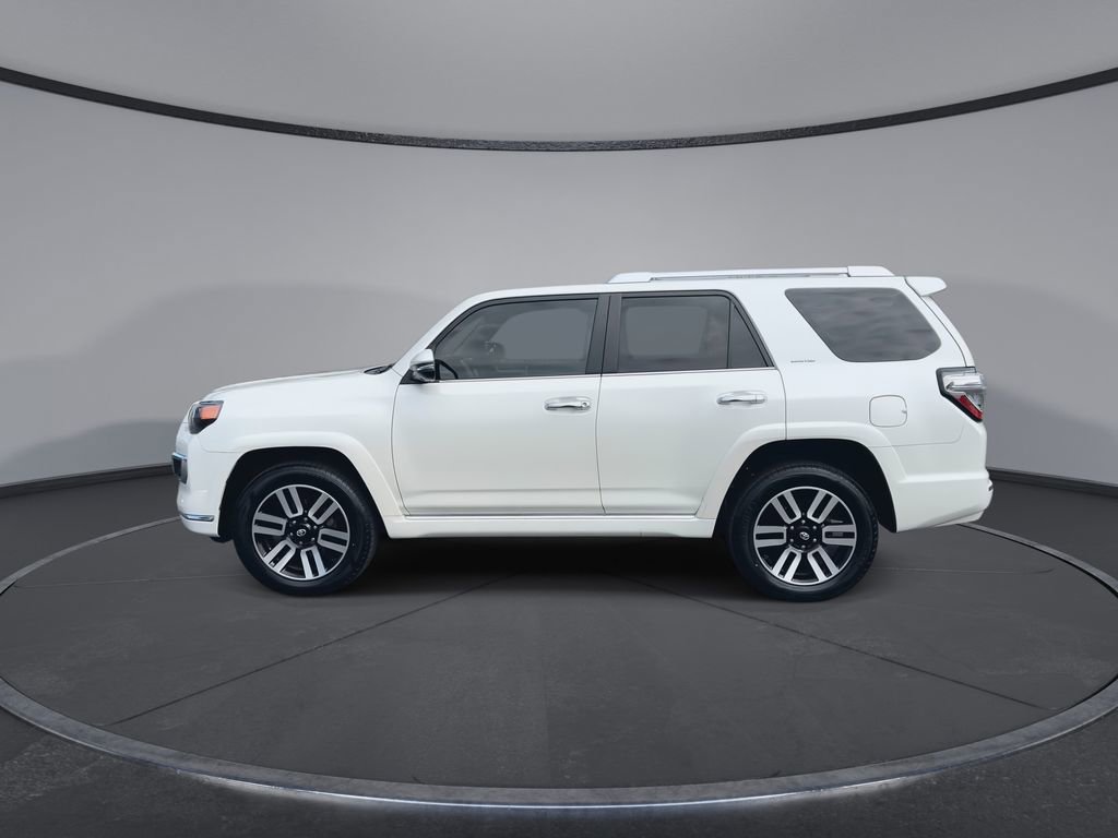 Used 2022 Toyota 4Runner Limited AWD/4WD image 5