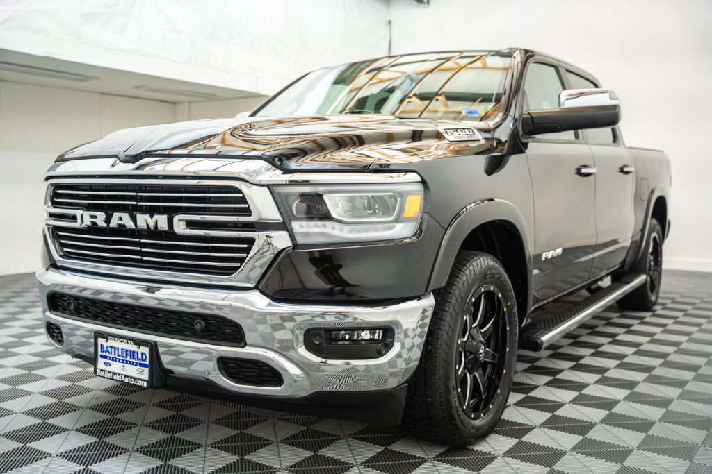 Used 2020 RAM 1500 Laramie AWD/4WD image 3
