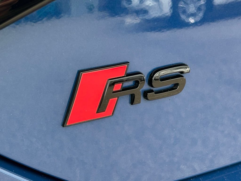 Used 2024 Audi RS e-tron GT w/ Carbon Performance Package AWD/4WD image 67