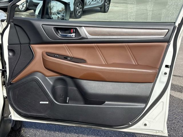 Used 2017 Subaru Outback 3.6R Touring w/ Popular Package #5A image 17