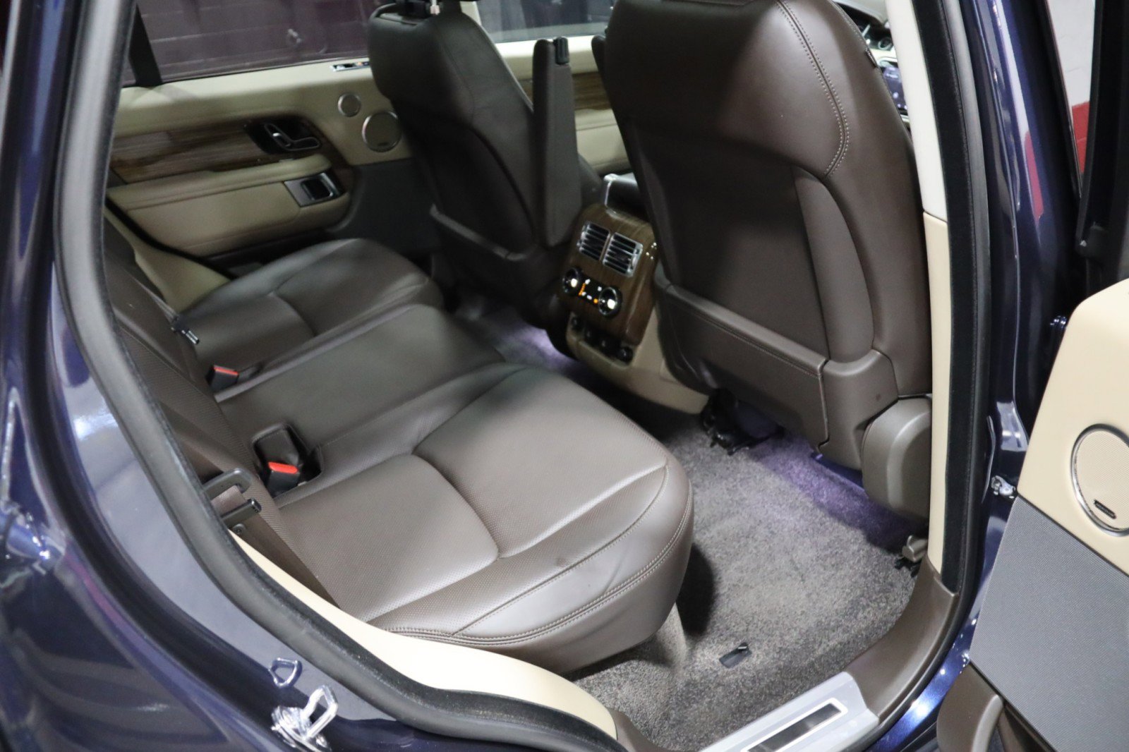 Used 2019 Land Rover Range Rover HSE image 52