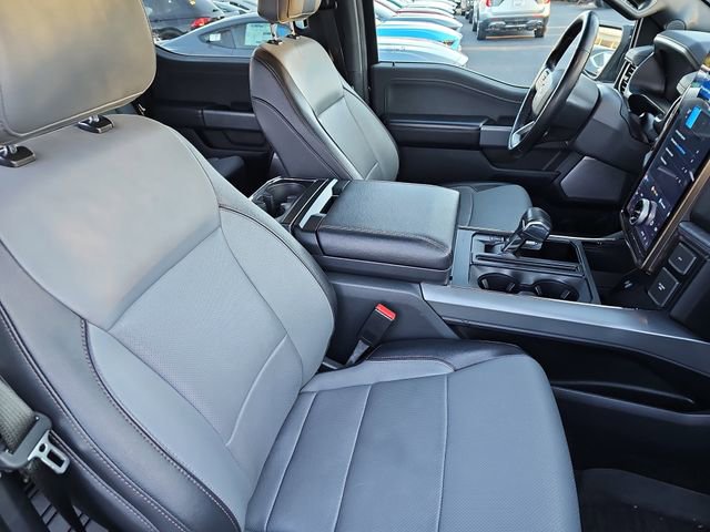 Used 2022 Ford F150 Lightning Lariat image 10