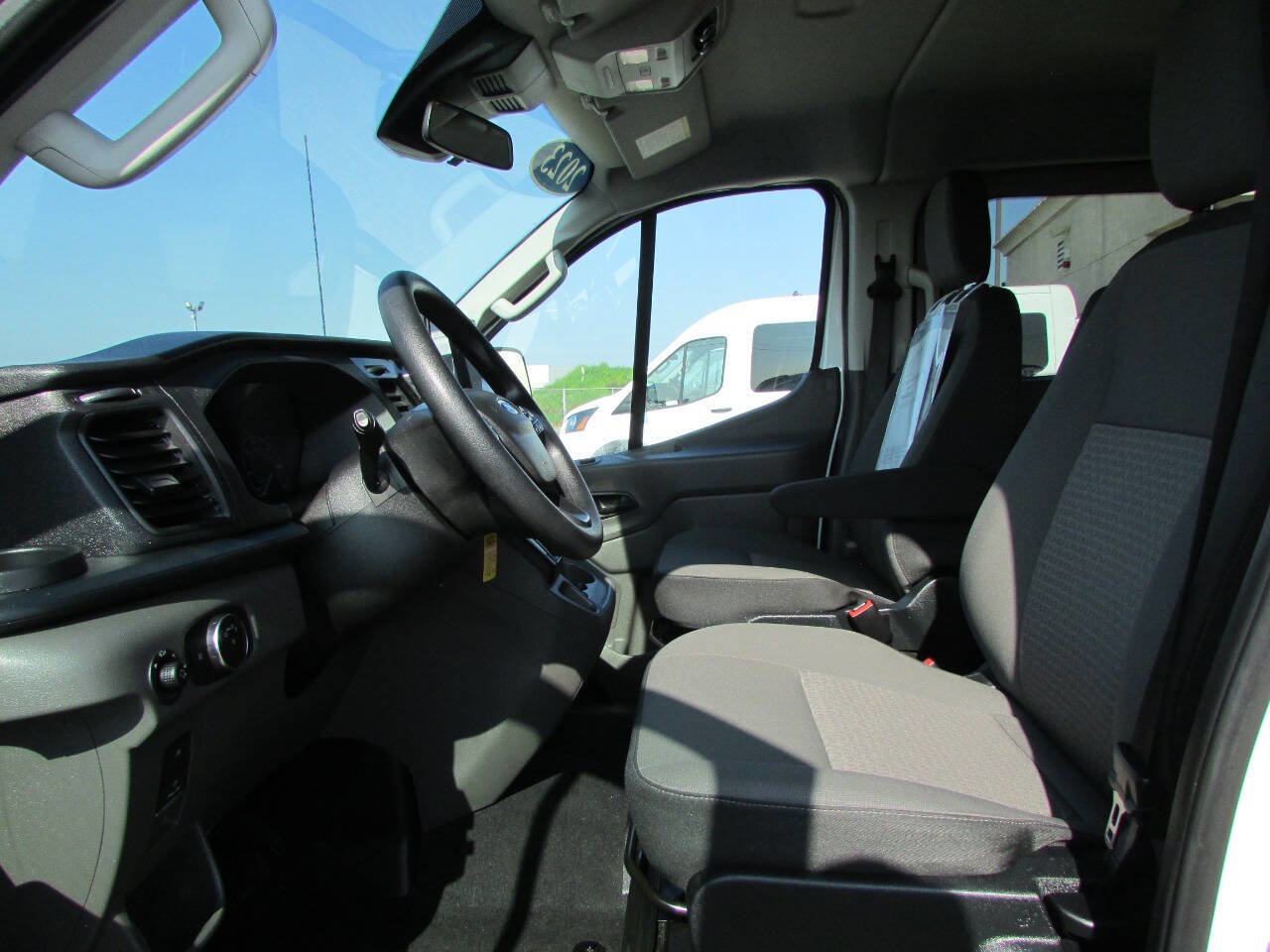 Used 2023 Ford Transit 350 XLT image 14