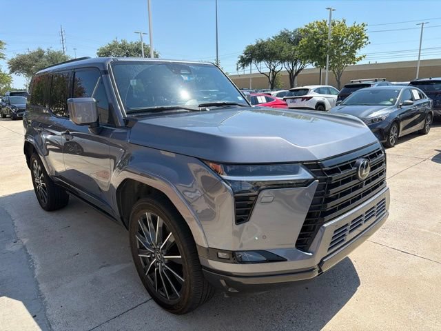 Used 2024 Lexus GX 550 w/ Accessory Package (Z1) AWD/4WD image 4