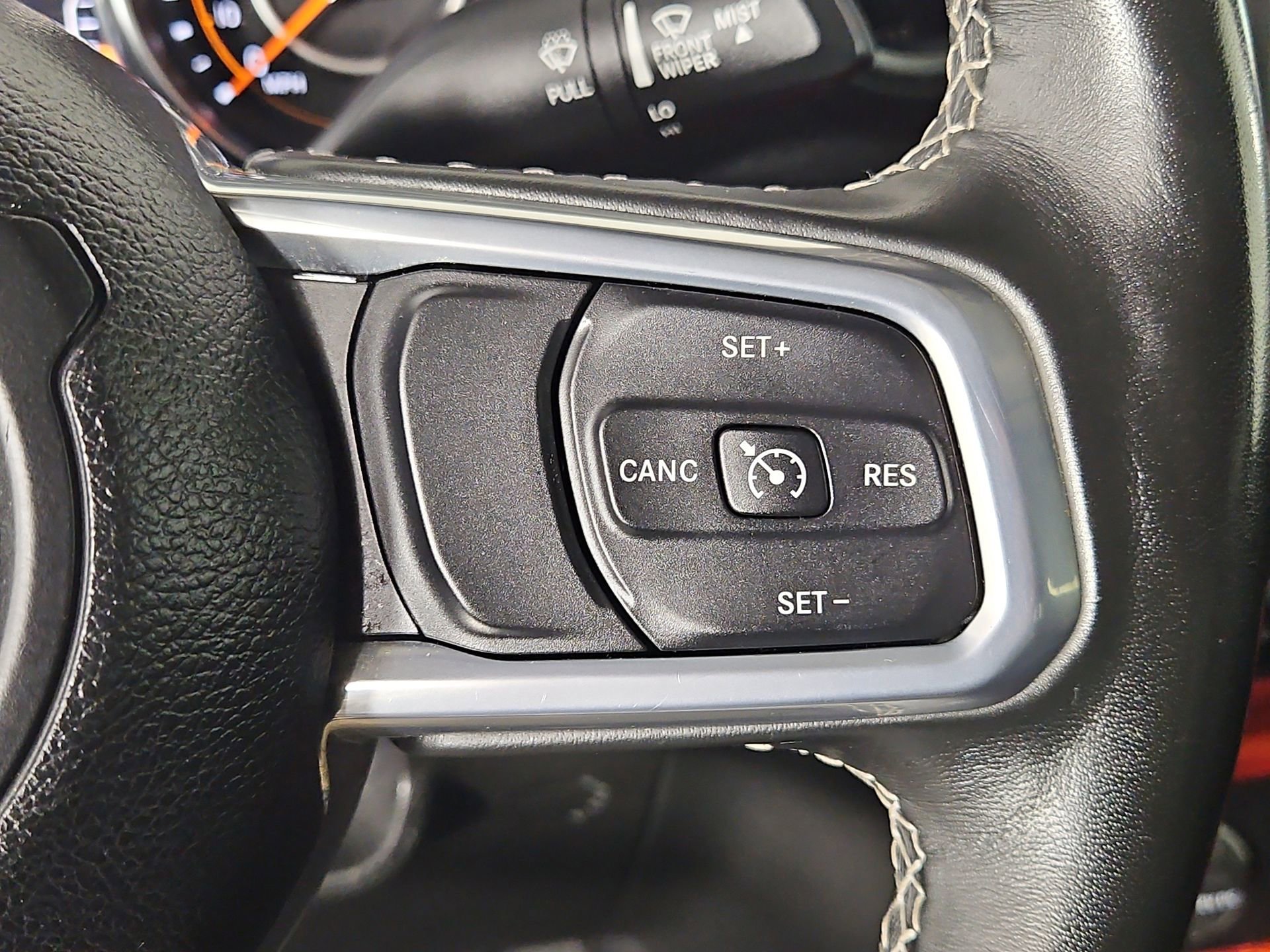Used 2021 Jeep Gladiator Overland w/ Popular Equipment Package AWD/4WD image 23