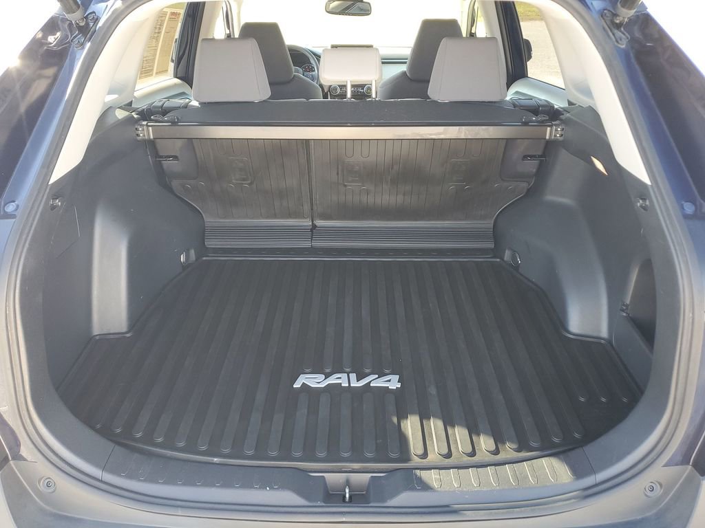 Certified 2021 Toyota RAV4 XLE w/ Convenience Package image 22