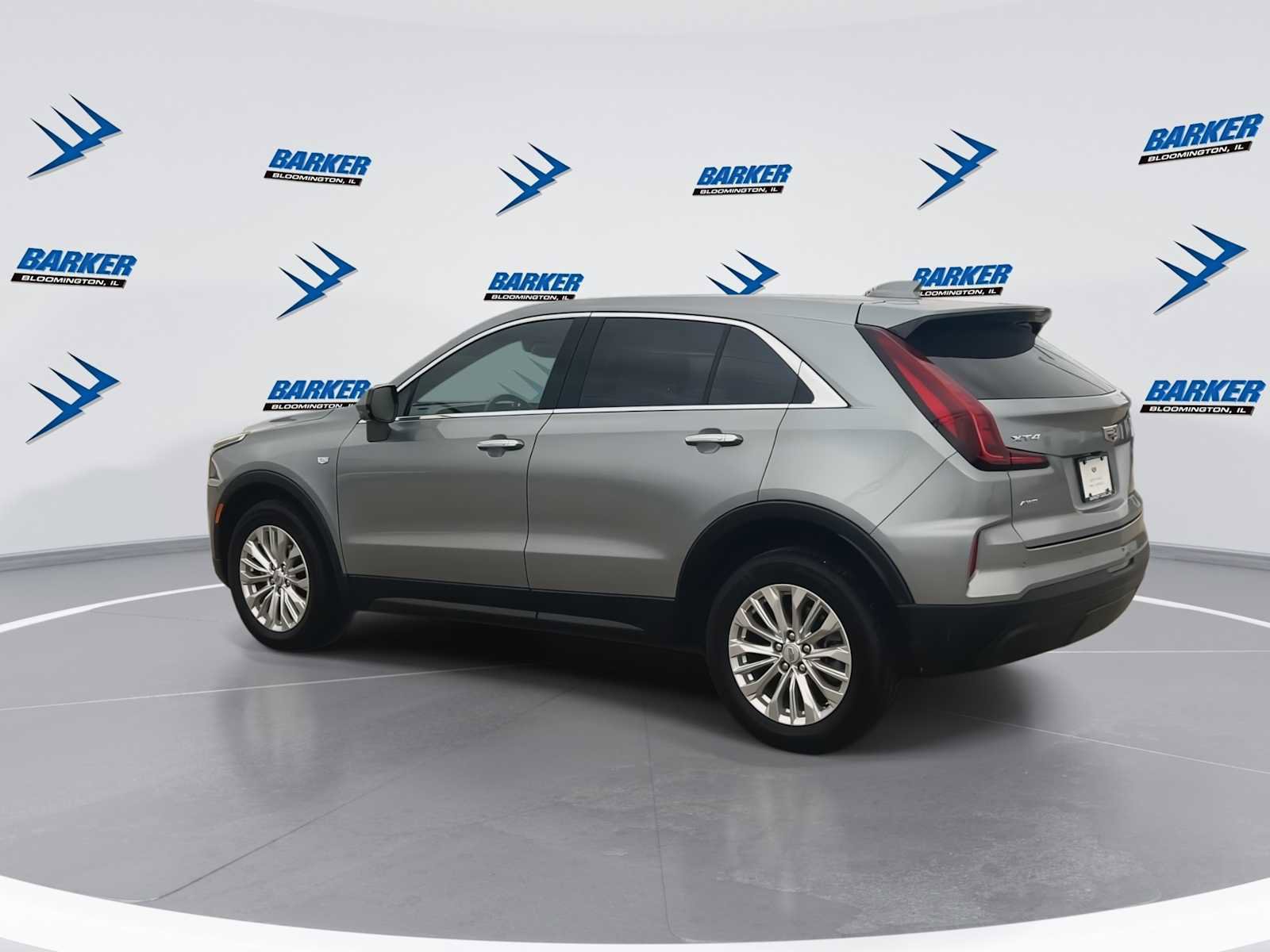 Certified 2024 Cadillac XT4 Luxury w/ Cold Weather Package image 6