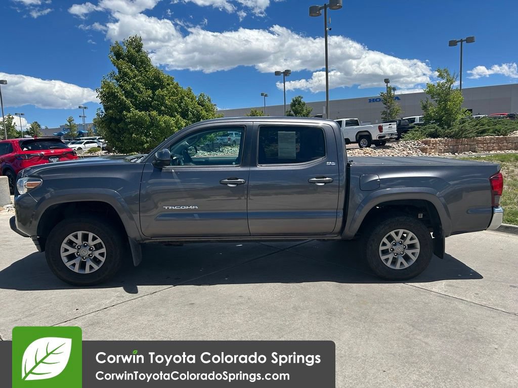 Used 2019 Toyota Tacoma SR5 AWD/4WD image 4