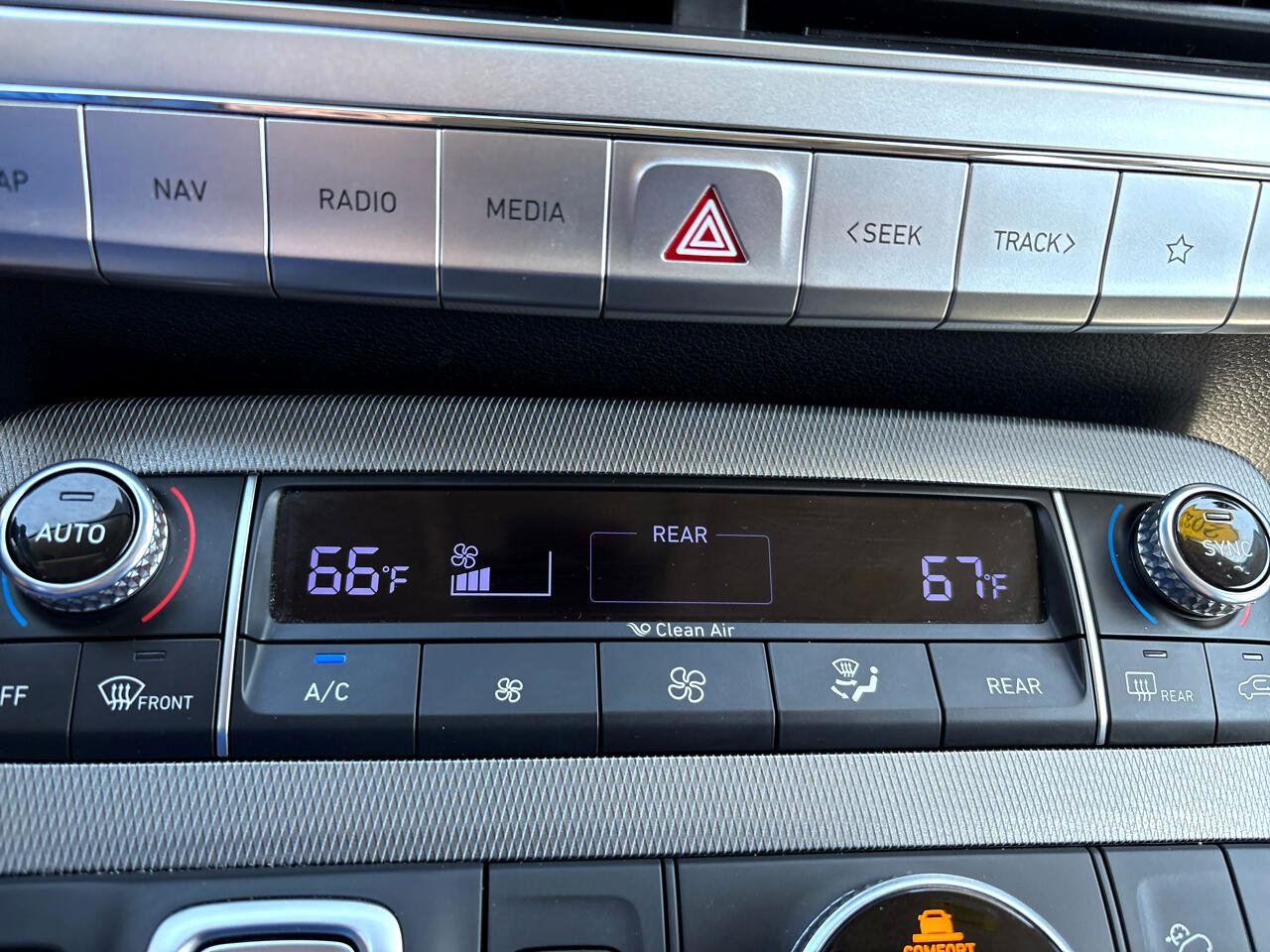 Used 2022 Hyundai Palisade SEL w/ 8P Bench Seat Package image 24