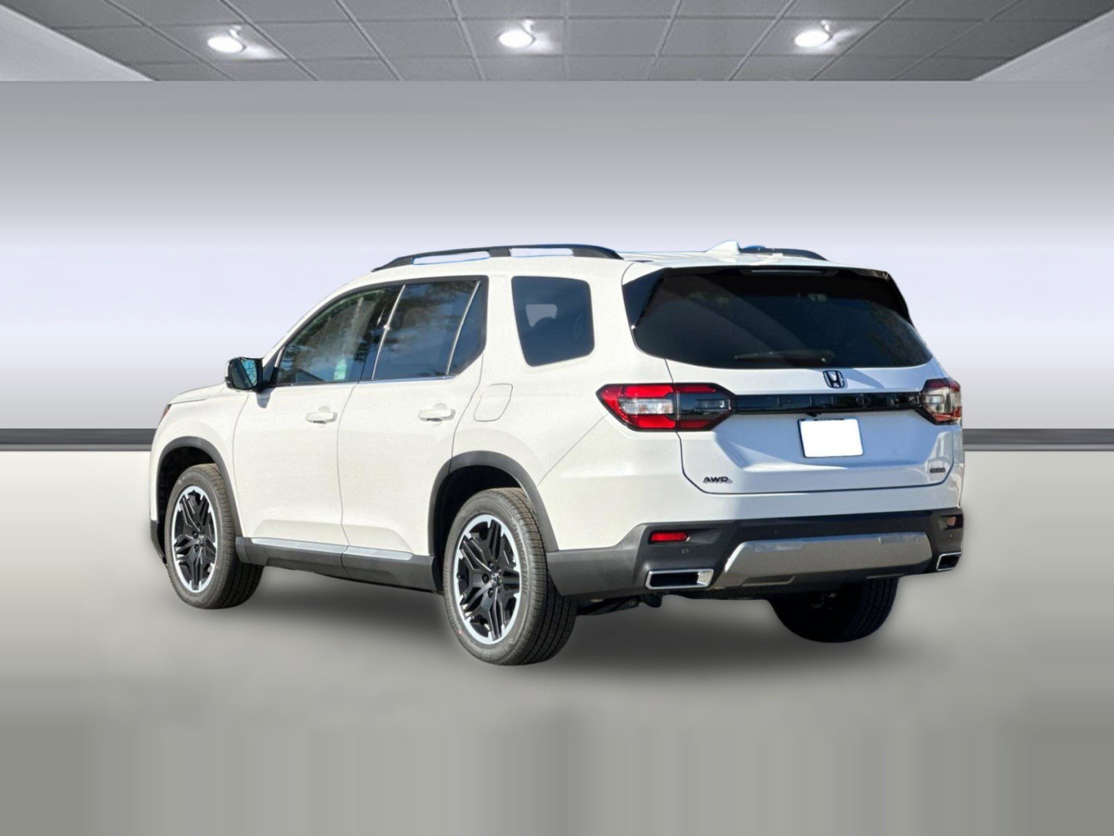 New 2026 Honda Pilot Touring image 3