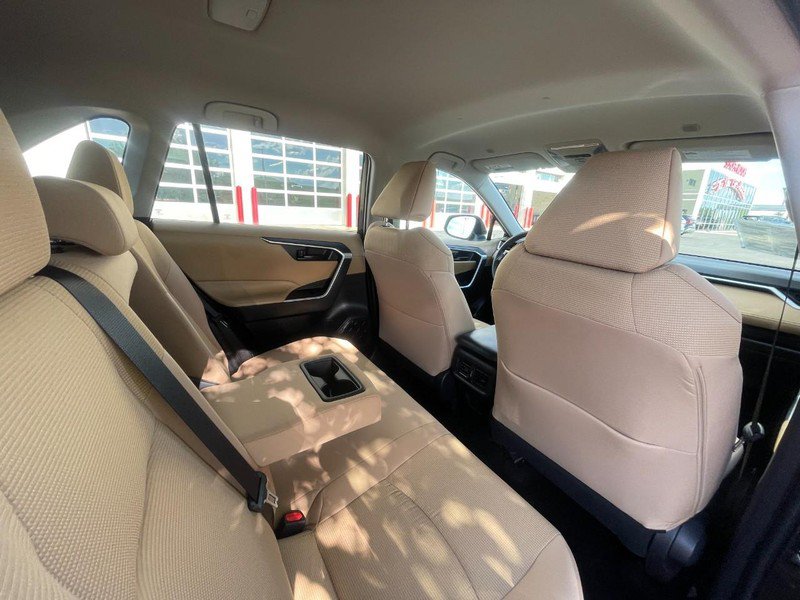 Used 2024 Toyota RAV4 LE AWD/4WD image 13