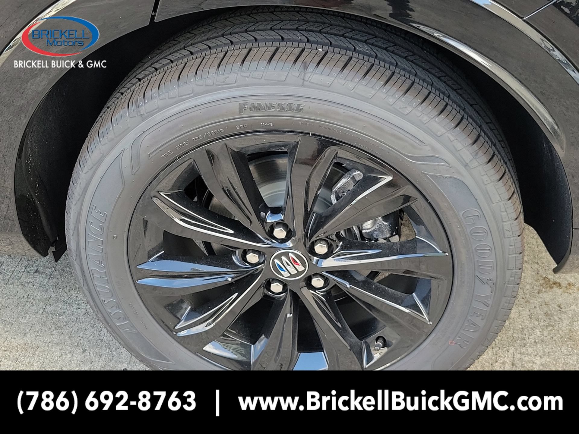 New 2026 Buick Envista Sport Touring w/ Convenience I Package FWD image 8