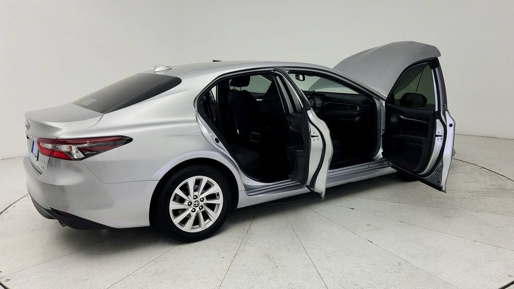 Used 2024 Toyota Camry LE w/ Convenience Package FWD image 13