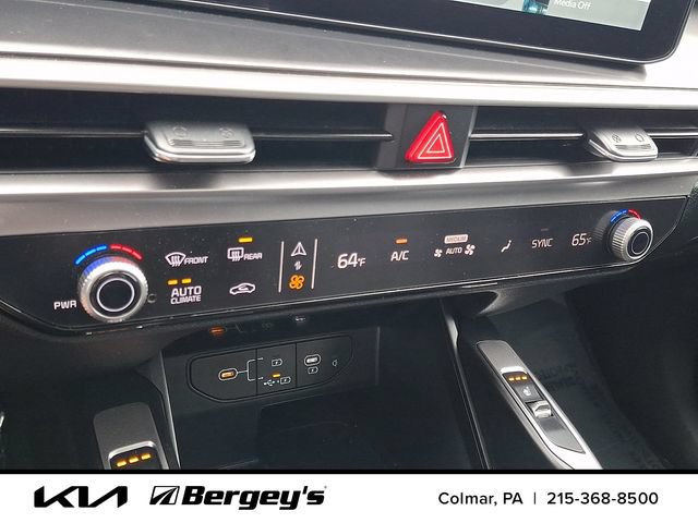 Certified 2025 Kia Sorento S w/ Panoramic Sunroof Package AWD/4WD image 19