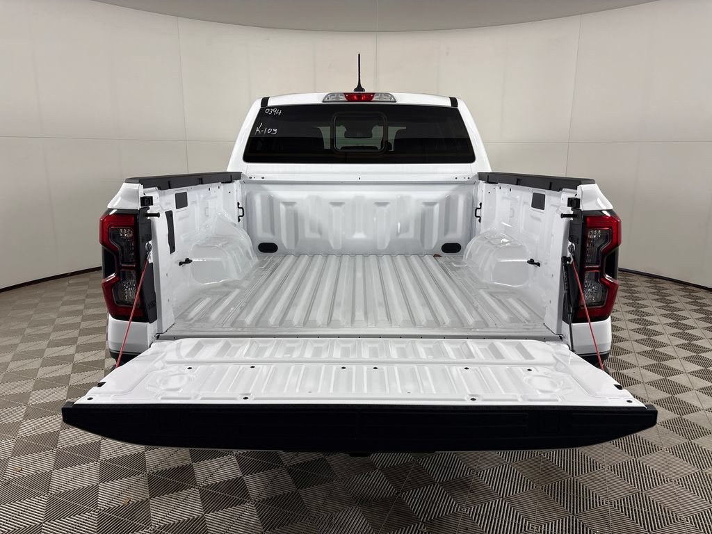 New 2026 Ford Ranger Lariat w/ Black Appearance Package RWD image 24