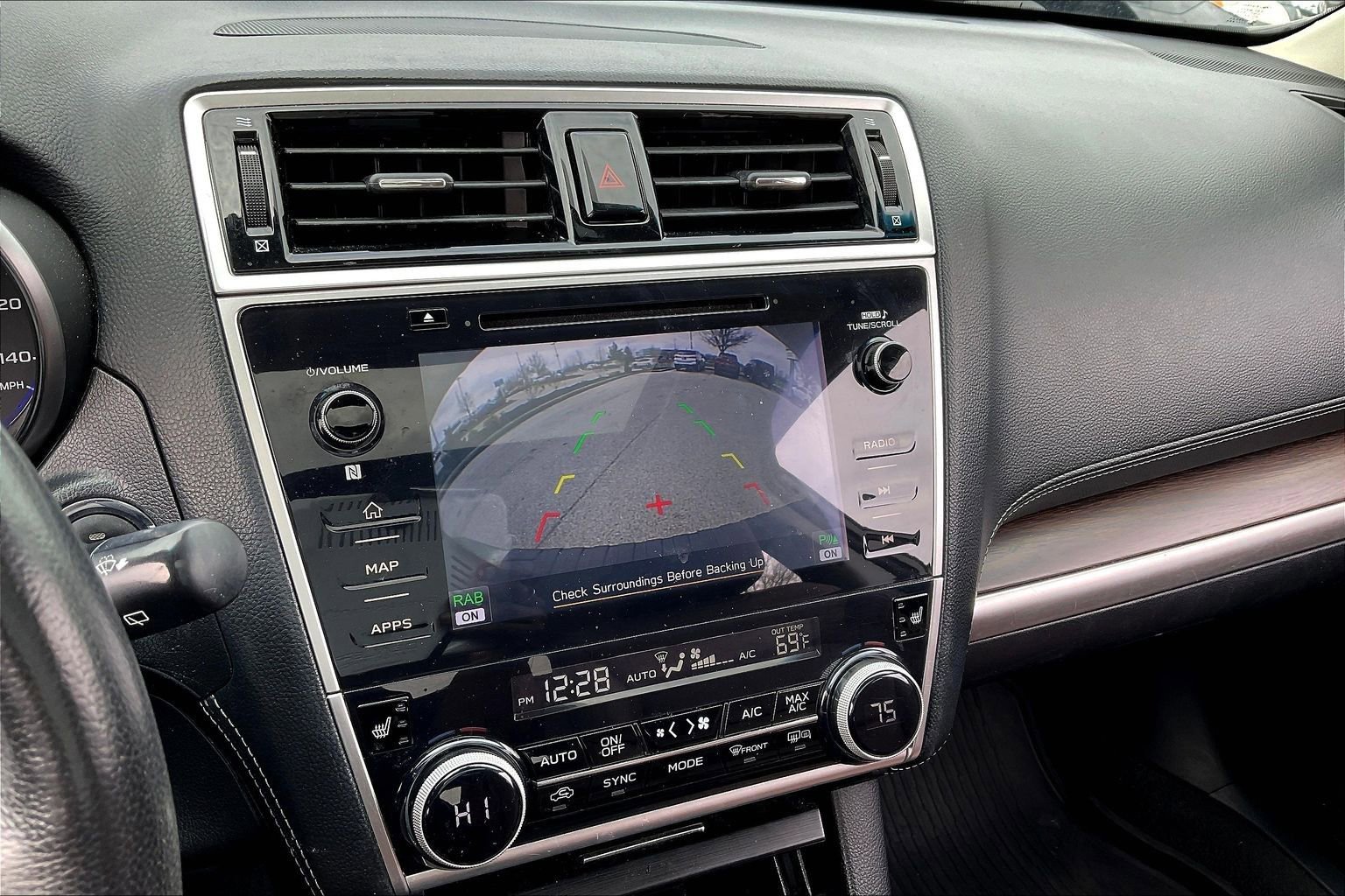 Used 2019 Subaru Outback 2.5i Touring w/ Popular Package #3A image 22