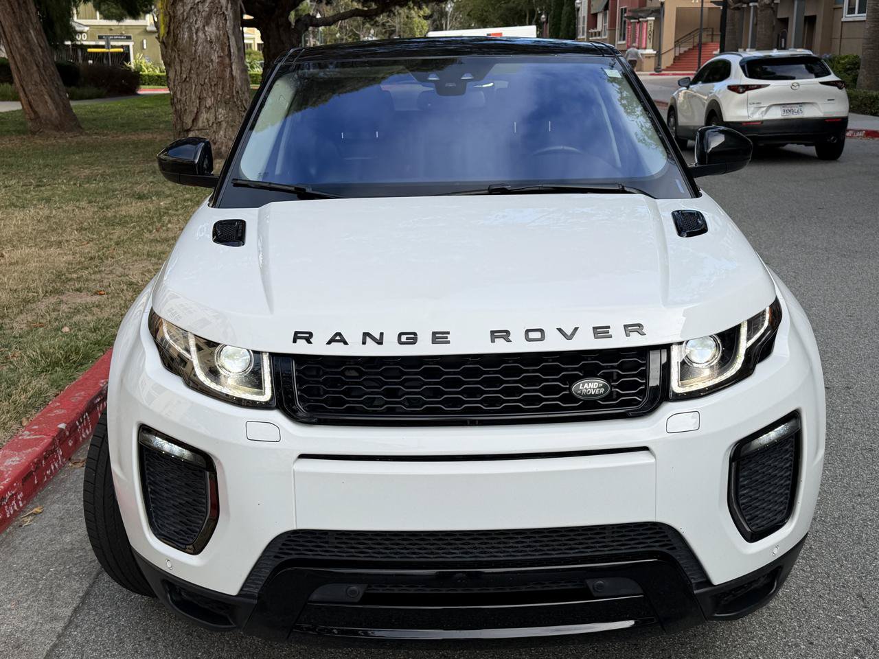 Used 2016 Land Rover Range Rover Evoque HSE Dynamic AWD/4WD image 12