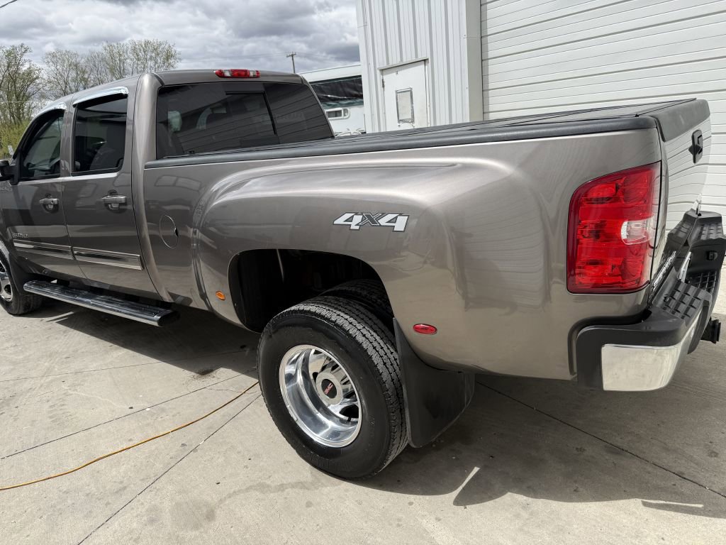 Used 2012 GMC Sierra 3500 SLT AWD/4WD image 27
