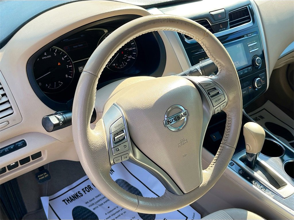 Used 2013 Nissan Altima 2.5 SV image 11