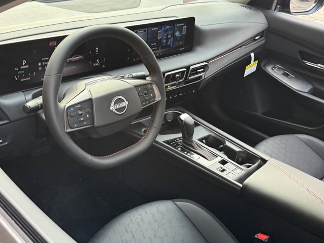 New 2026 Nissan Sentra SR w/ SR Premium Package FWD image 26