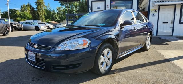 Used 2009 Chevrolet Impala LT FWD image 2