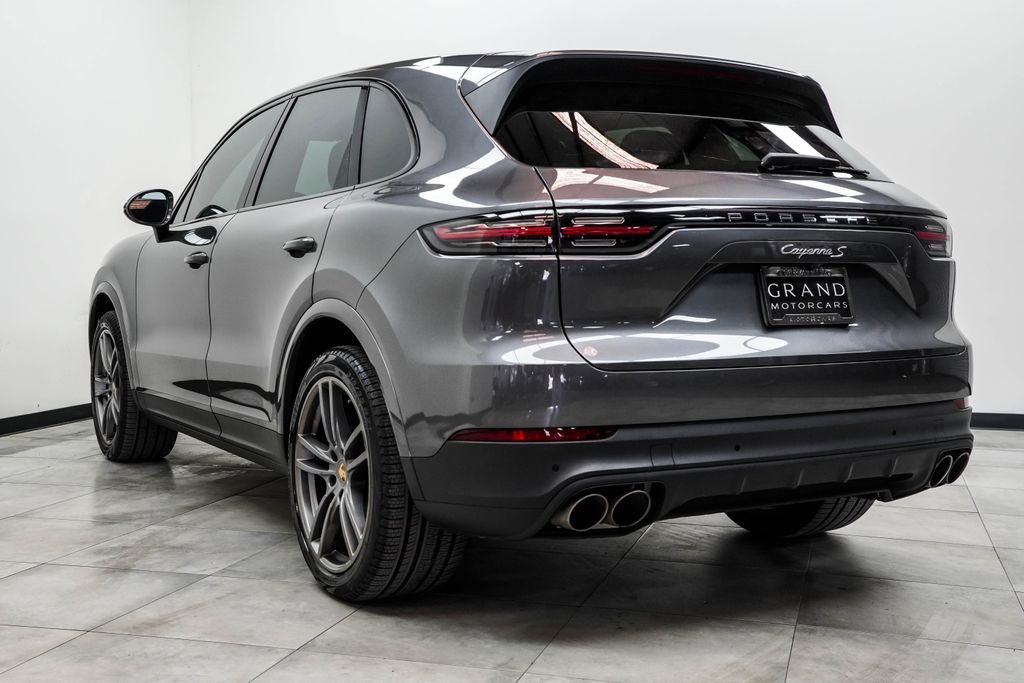 Used 2021 Porsche Cayenne S AWD/4WD image 11
