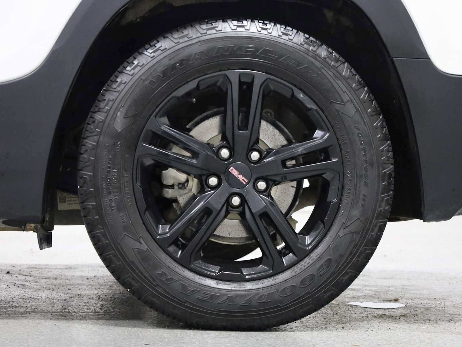 Used 2023 GMC Terrain AT4 w/ Tech Package AWD/4WD image 36