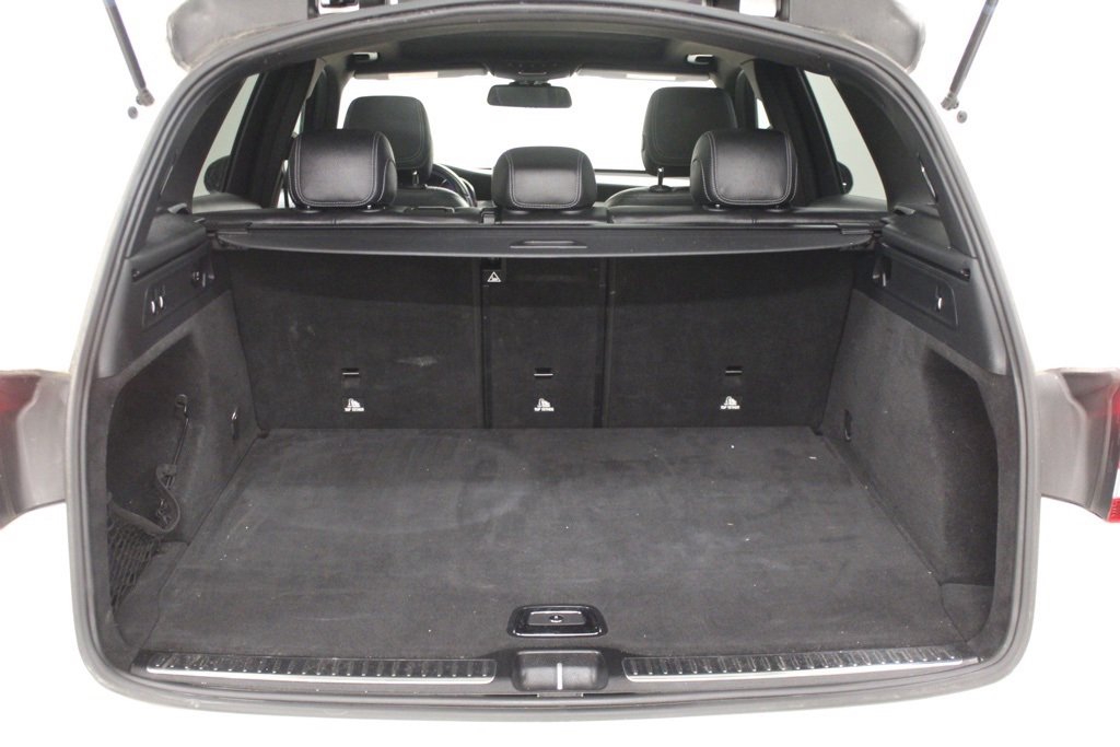 Used 2017 Mercedes-Benz GLC 43 AMG 4MATIC image 40