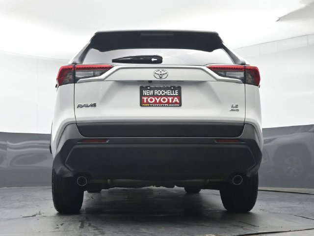 Certified 2025 Toyota RAV4 LE AWD/4WD image 29